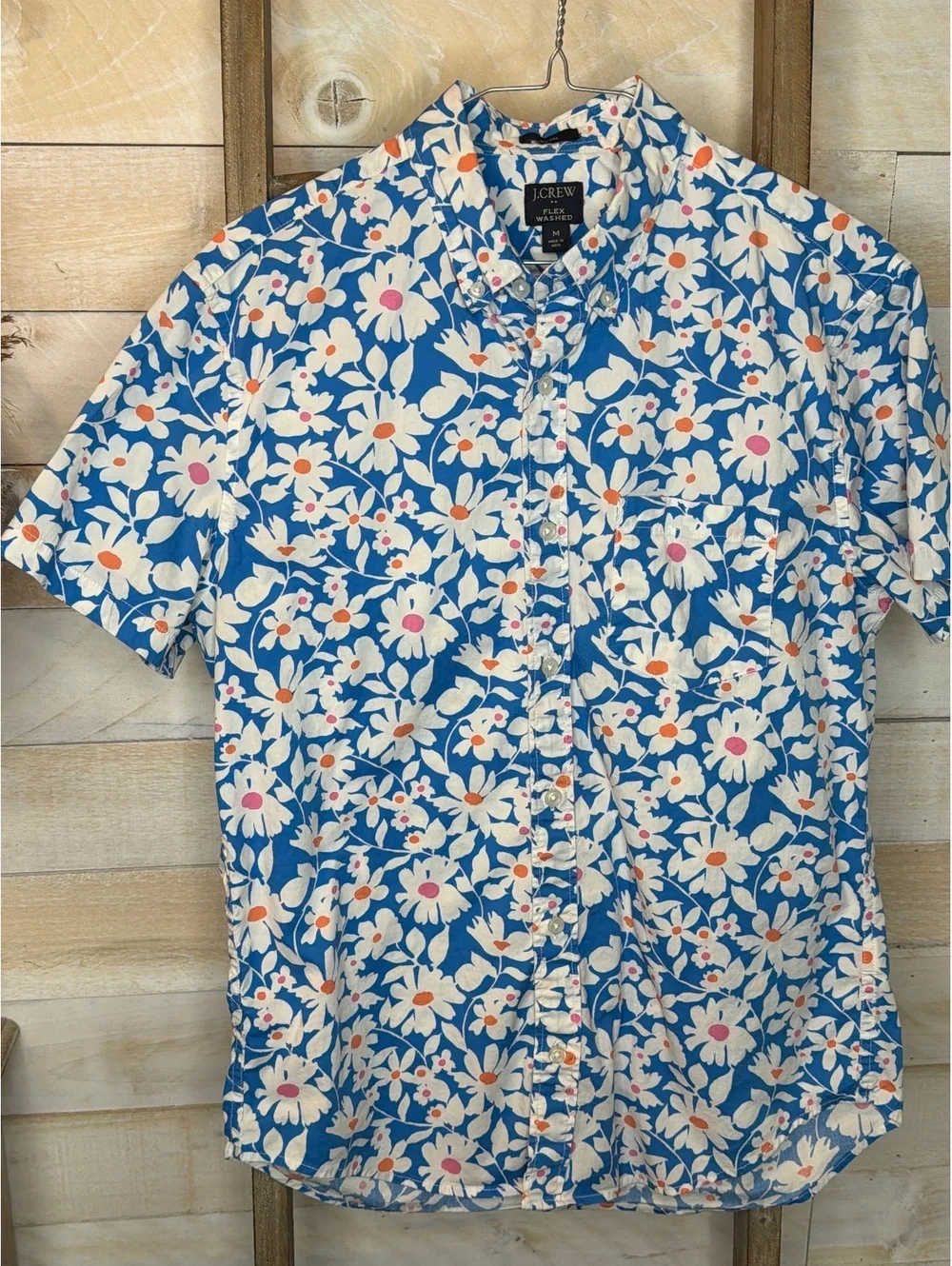 J.Crew Flex Washed Blue Floral Short Sleeve Button-Up Shirt Medium